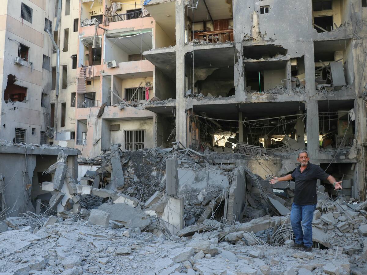 Tres muertos y decenas de heridos después de ataque israelí contra escuela en Gaza