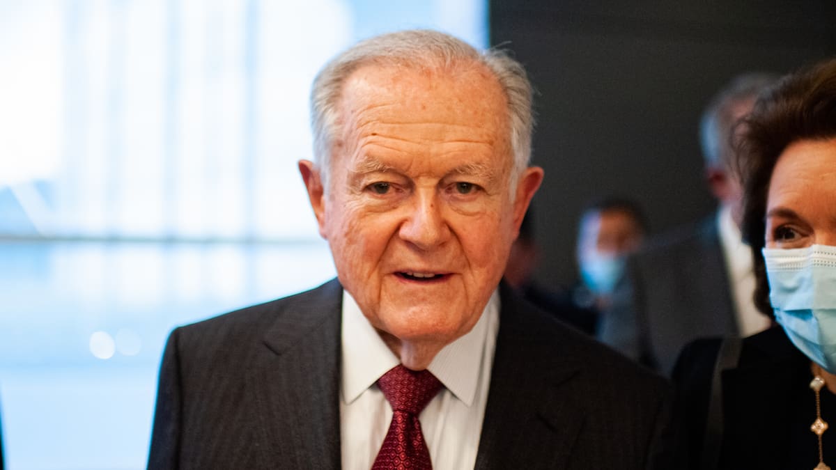 Empresario Luis Carlos Sarmiento Angulo pide acelerar baja de tasas de interés