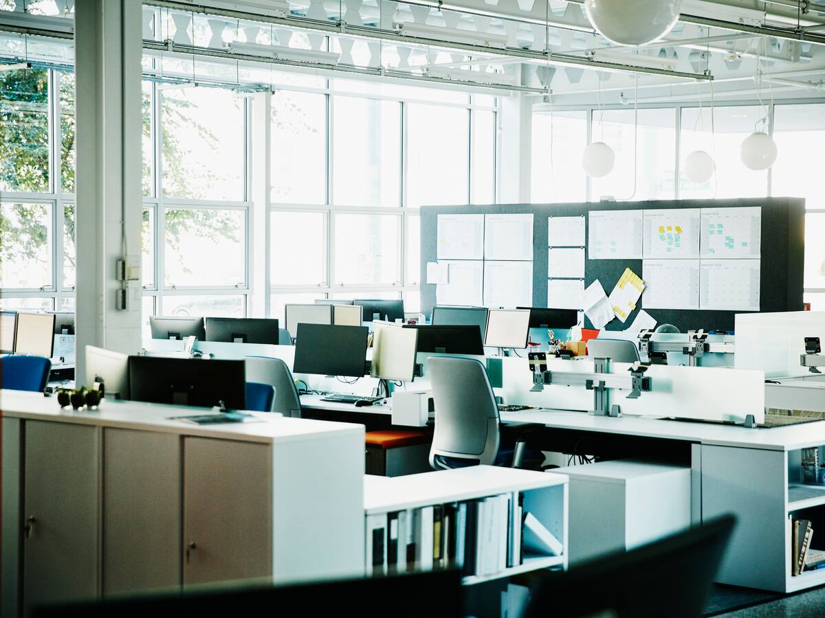 Alerta en empleados no sindicalizados por posible eliminación de pactos colectivos