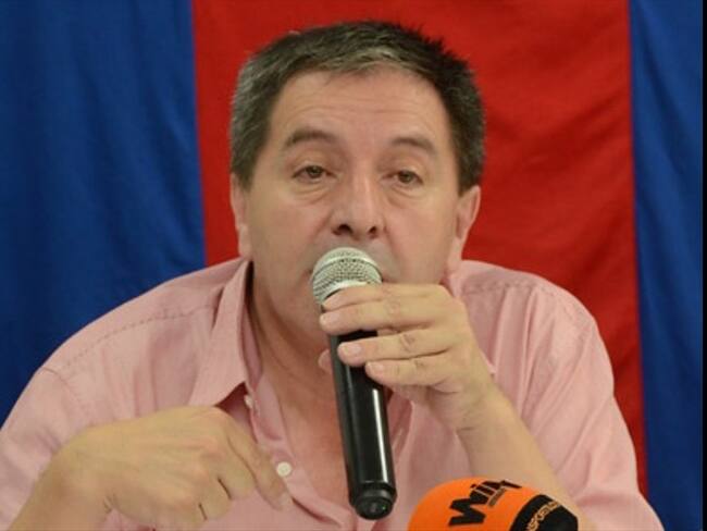 A los hinchas les digo que primero se acaba la Alcaldía que Santa Fe: Eduardo Méndez