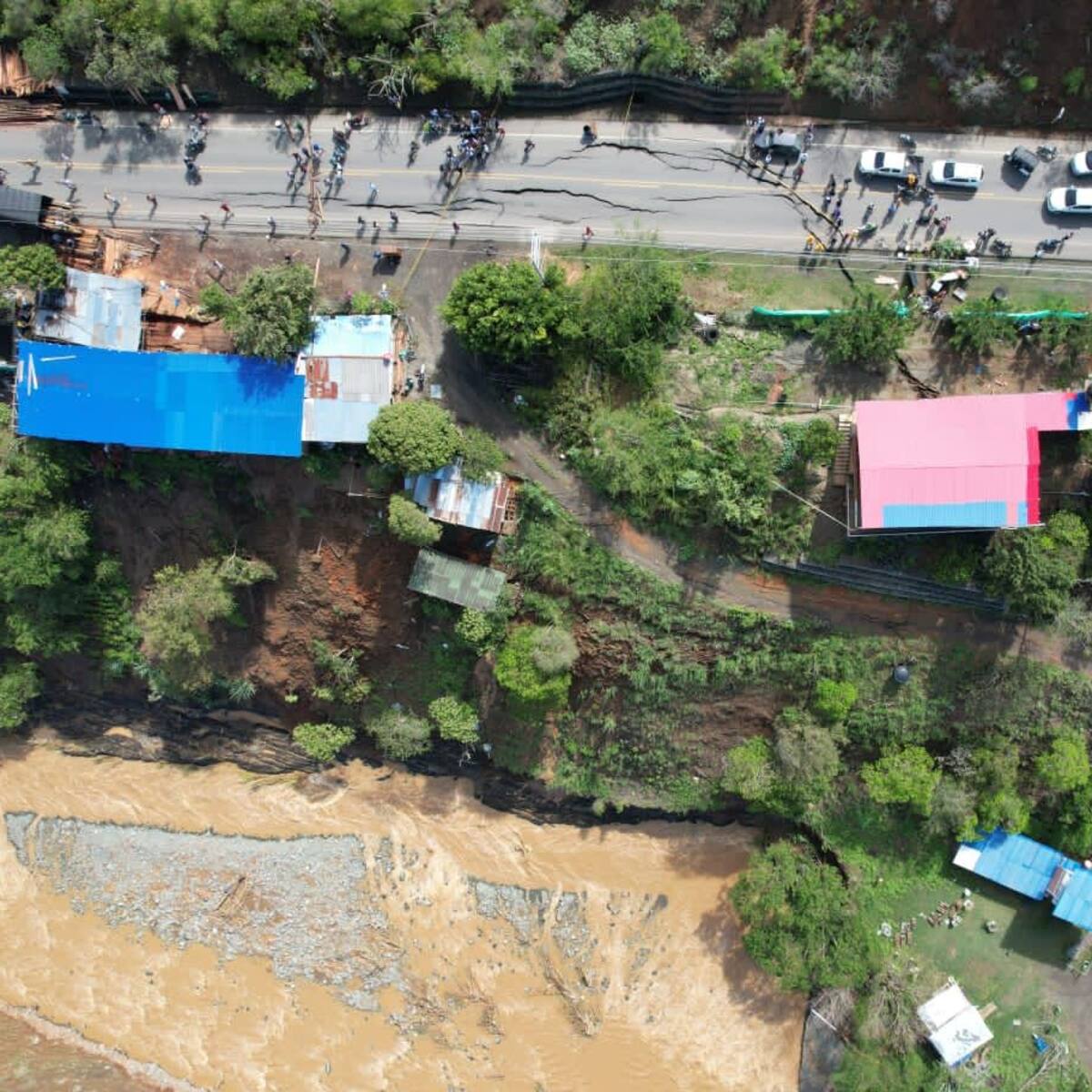 Invías presentó plan para atender emergencia en la vía Cali – Loboguerrero