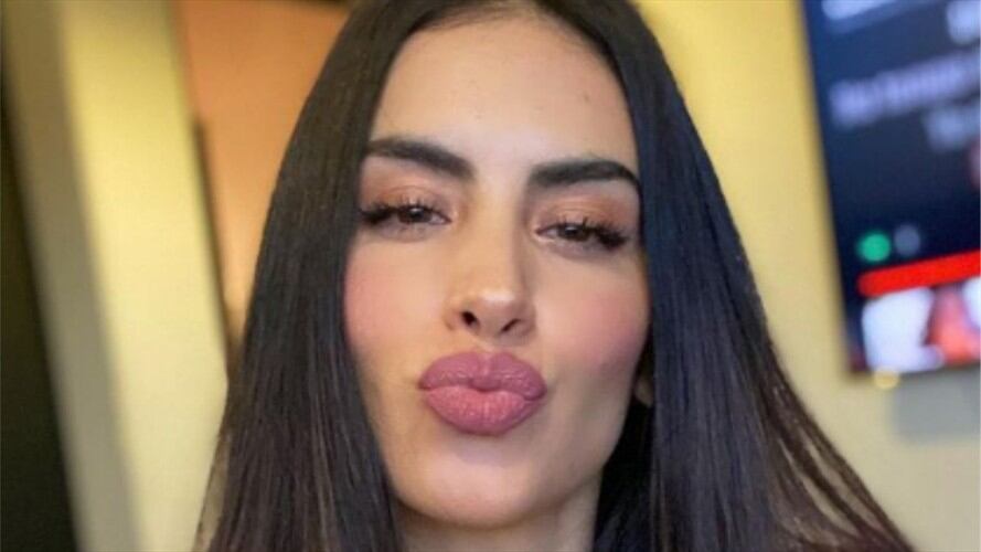 Jessica Cediel presumió de su tonificado abdomen. Foto: Instagram: @jessicacedielnet