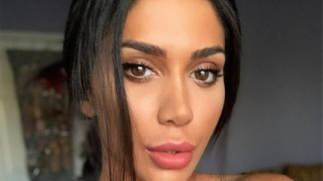 Fisicoculturista y modelo fitness Deniz Saypinar. Foto: Instagram: @dnzsypnr