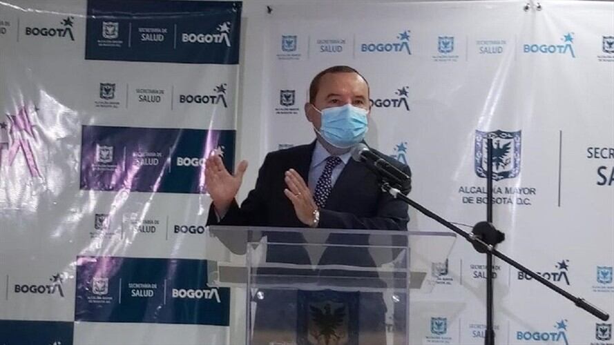 El secretario de Salud de Bogotá explicó que se espera inmunizar al 100% de los vacunables.. Foto: Cortesía Secretaría de Salud de Bogotá