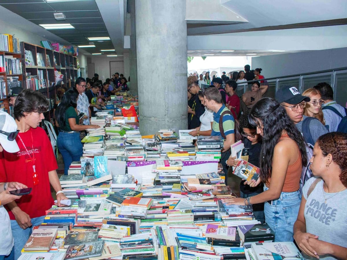 Unimagdalena dio apertura a la fiesta literaria en donde el mar es el principal invitado