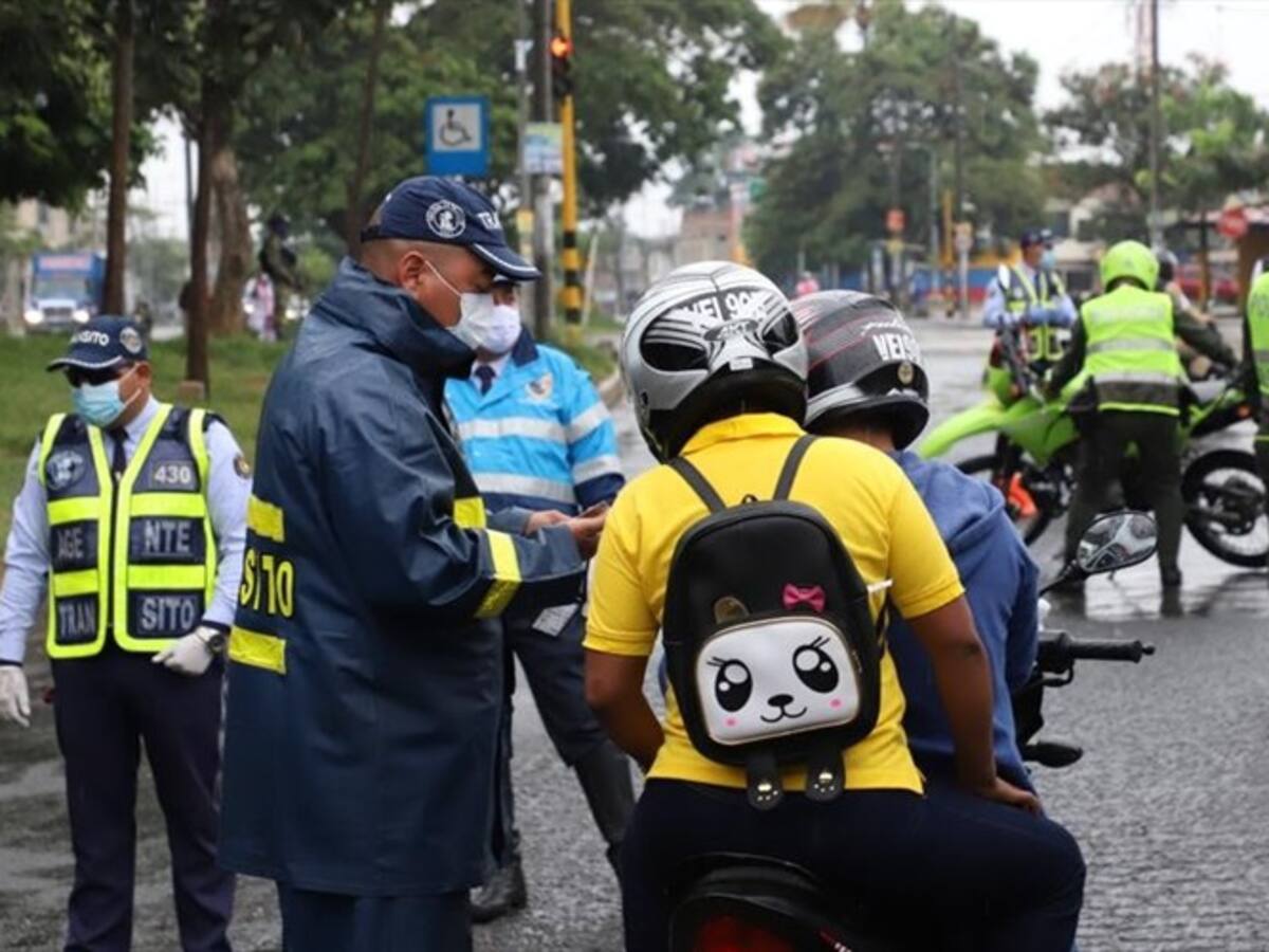 Crece cifra de sancionados por incumplir toque de queda en el Valle del Cauca