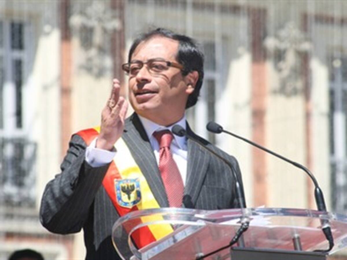 “El cartel que robó a Bogotá aún está libre”: Petro