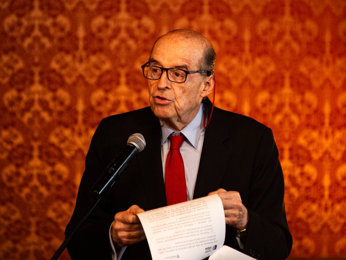 Comité de conciliación de Cancillería decide en contra de instrucción de Álvaro Leyva