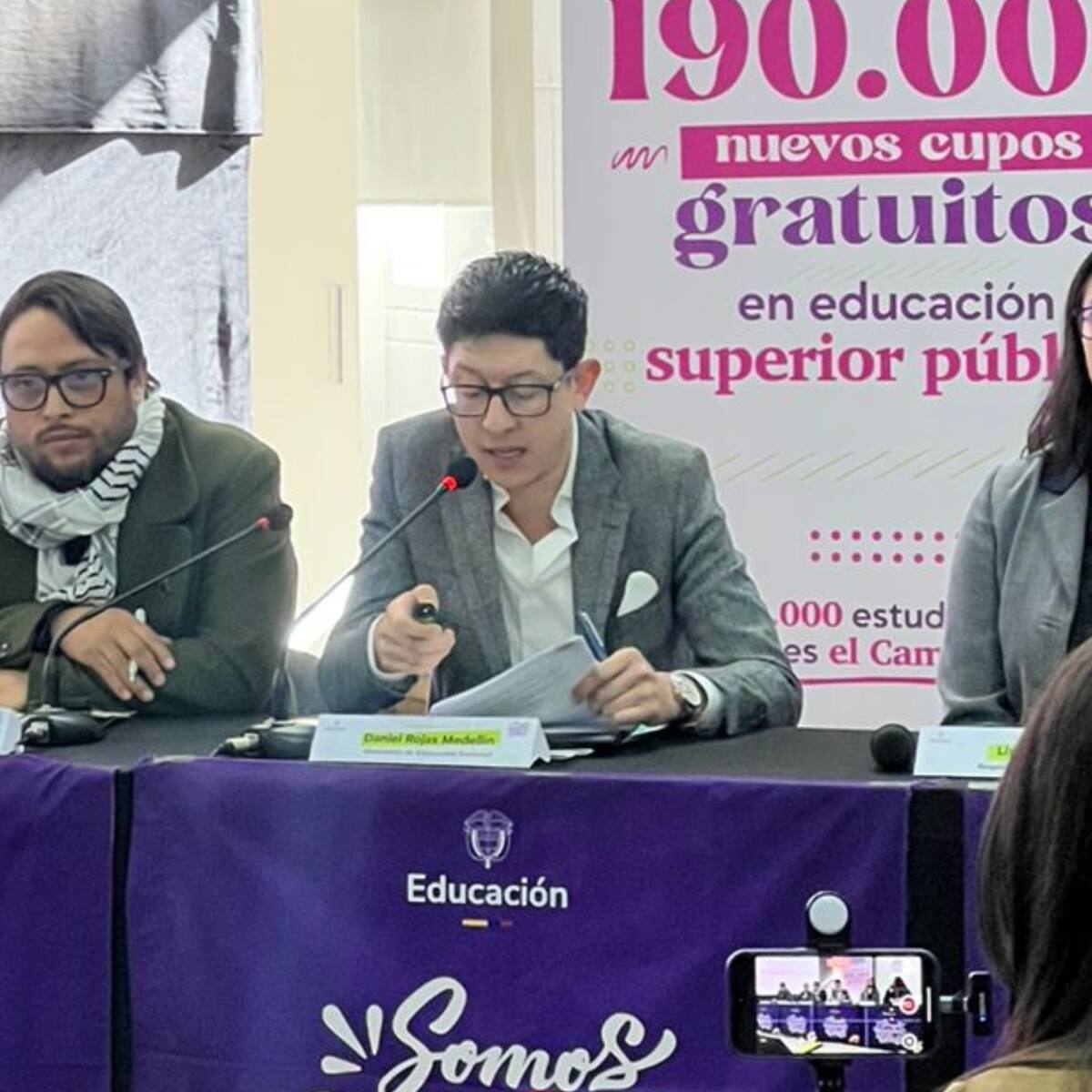 MinEducación defiende la cifra de 190.503 nuevos cupos en educación superior ante denuncias