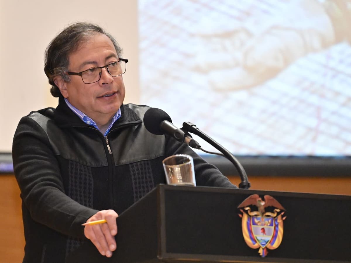 “Una pésima idea”: exministro de Agricultura por propuesta de Petro de aumentar aranceles