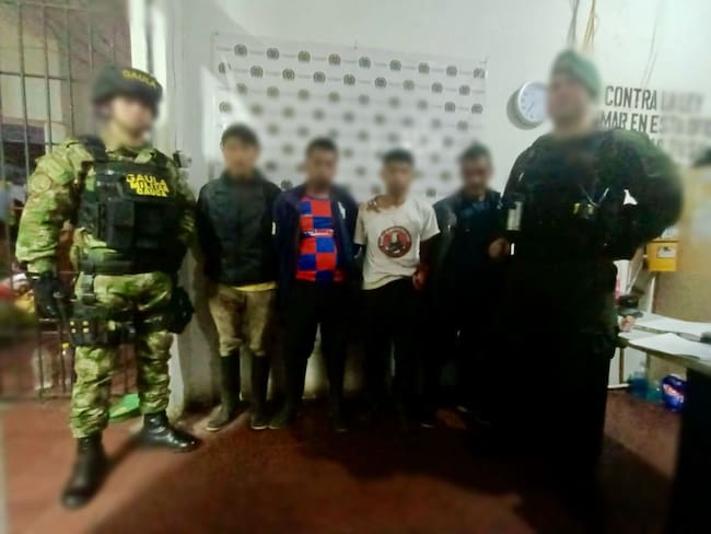 Los cuatro capturados fueron dejados a disposición de la autoridad competente. Crédito: Policía Popayán.