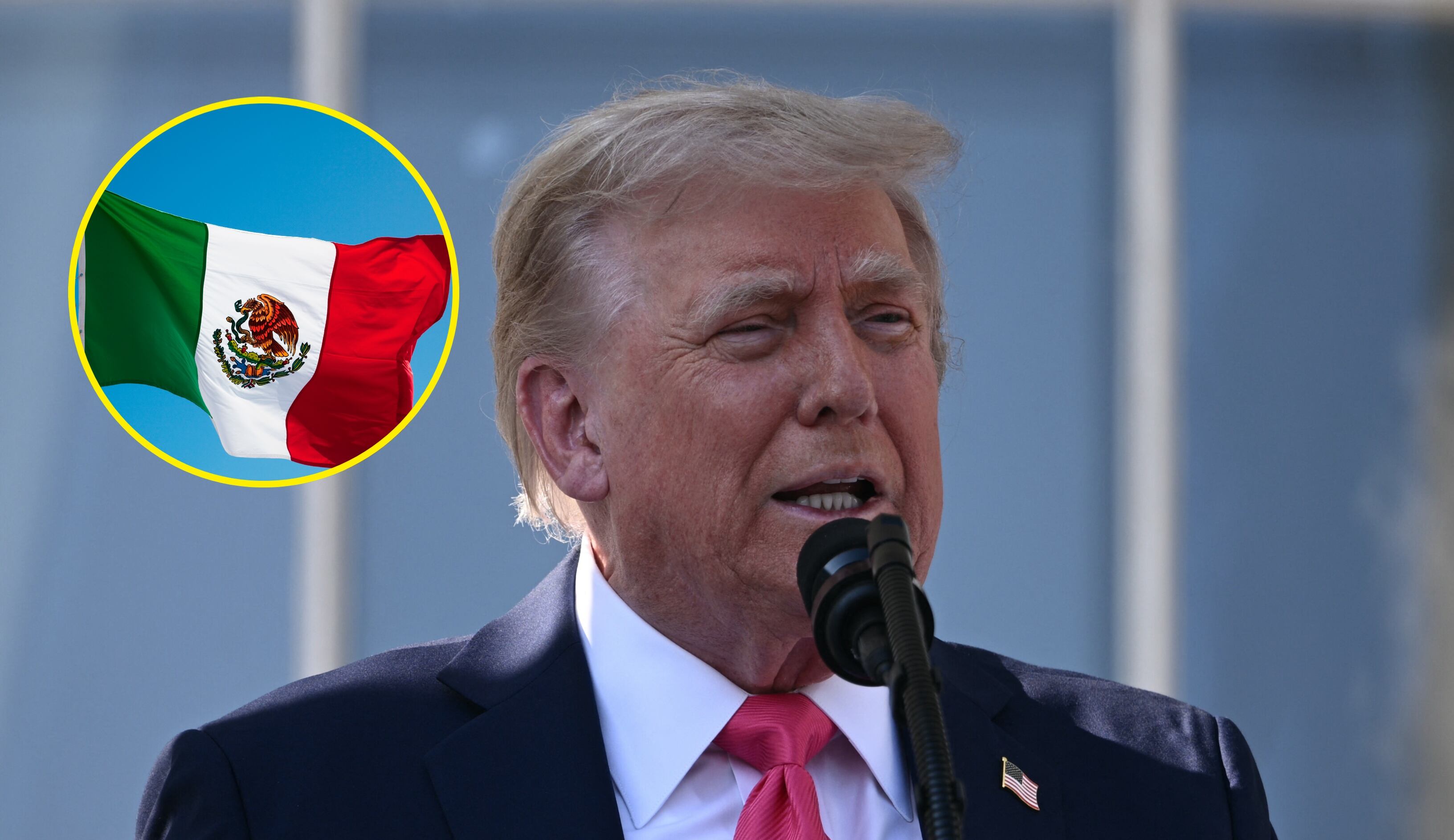 Donald Trump y bandera de México. Foto: BRENDAN SMIALOWSKI/AFP/ Holgue Leue vía Getty Images.