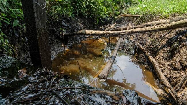 Cenit activó su plan de contingencia en el Oleoducto Caño Limón–Coveñas, al registrarse derrame de crudo. Foto: Colprensa