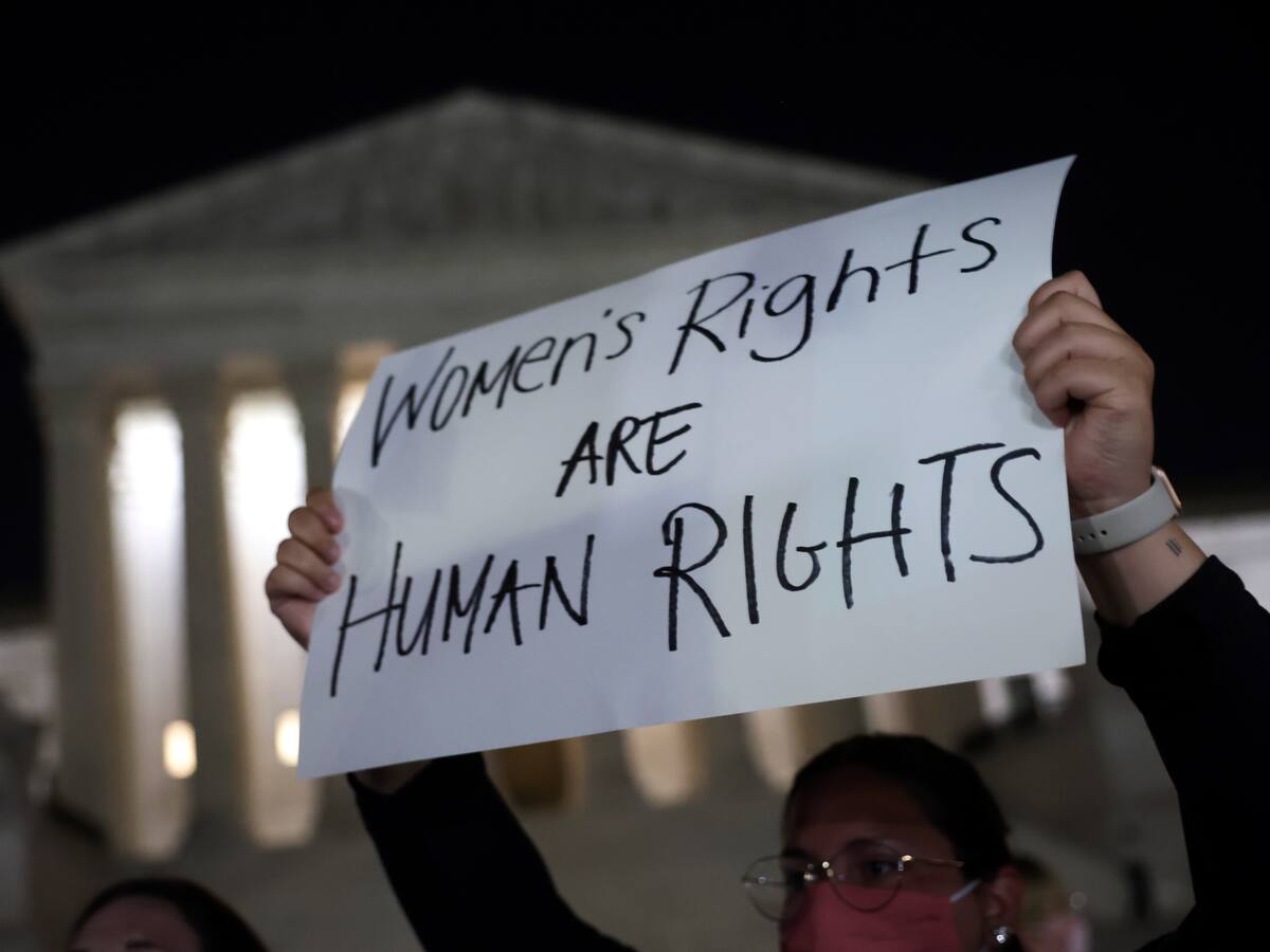 Filtran un borrador del Supremo que revocaría el derecho al aborto en EE.UU.