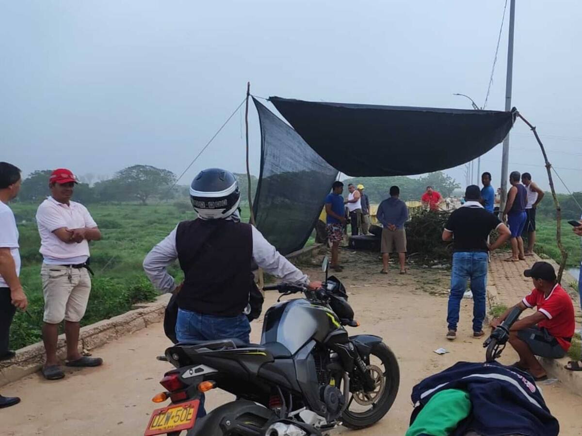 Incomunicados el Magdalena y el Atlántico por paro de transportadores