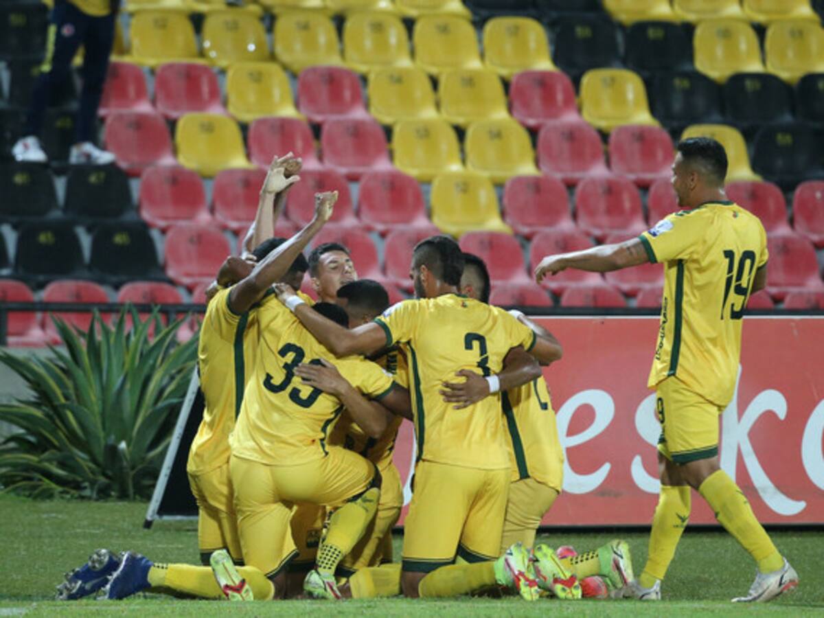 “Siendo positivos y optimistas, hay que pensar que podemos pasar a la fase 3 de la liga”: D.T. del Bucaramanga