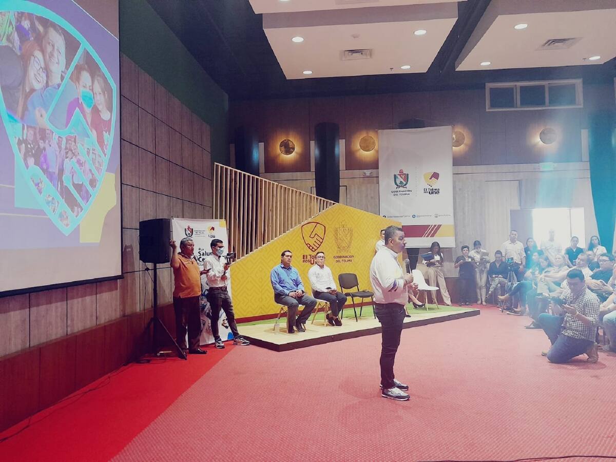 “Más de medio billón de pesos deben las EPS a la red hospitalaria”: Gobernador