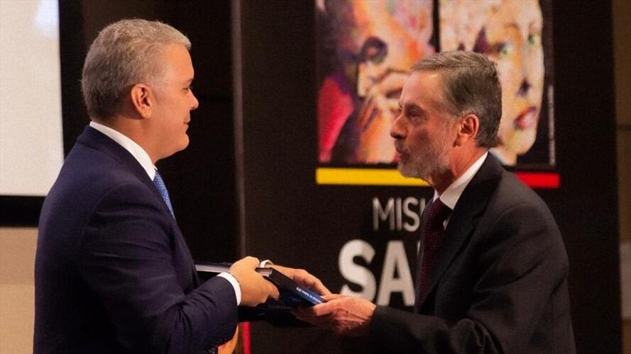 Entrega de recomendaciones de la Misión de Sabios. Foto: Presidencia de la República