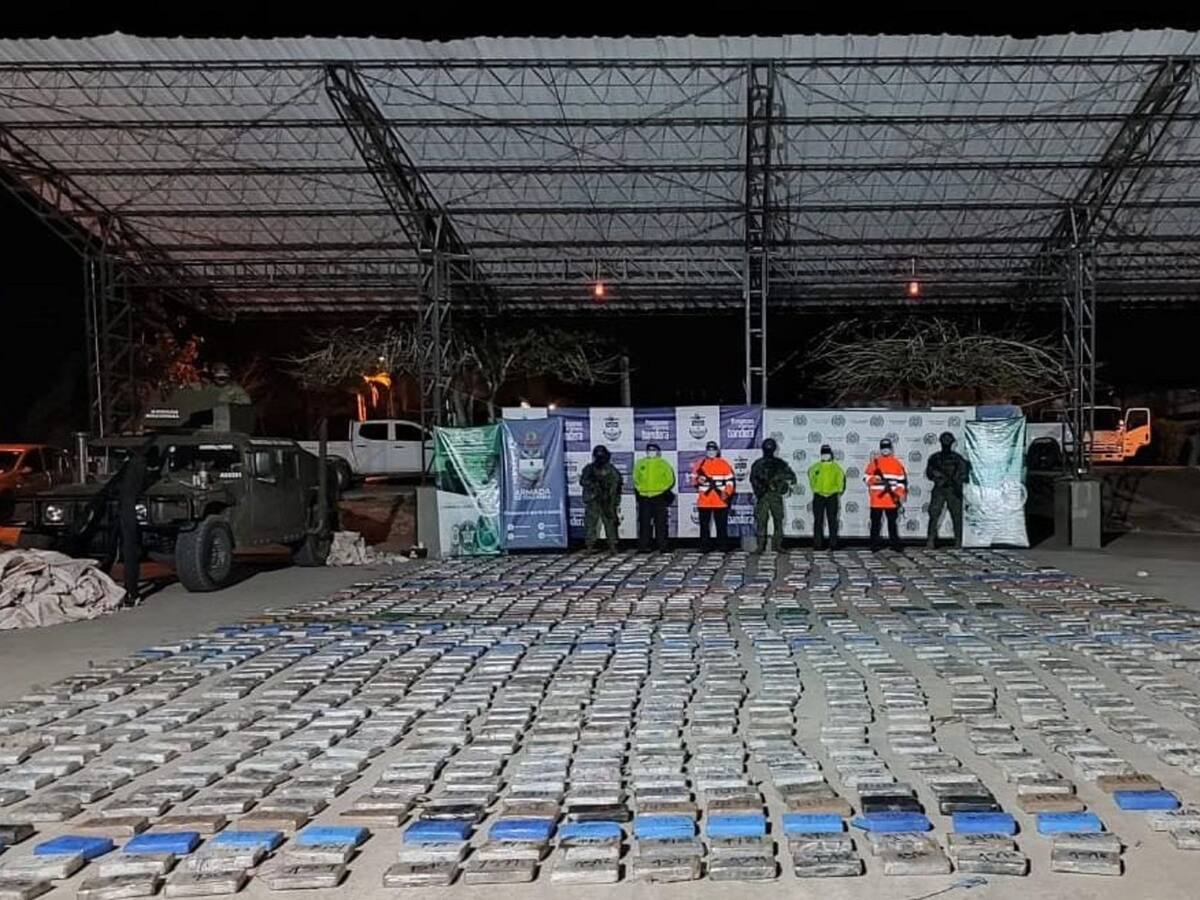 Incautan más de una tonelada de cocaína en San Bernardo del Viento