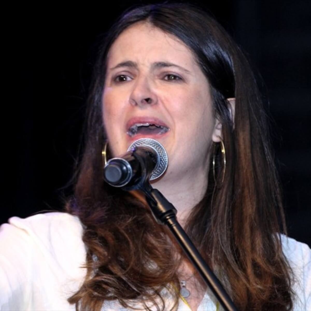 Desde la oposición se puede construir o destruir: Paloma Valencia