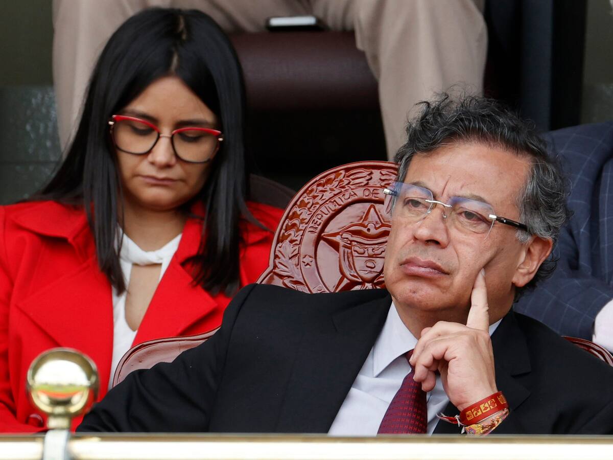 ¿Cuál debería ser la prioridad del presidente Gustavo Petro en marzo?