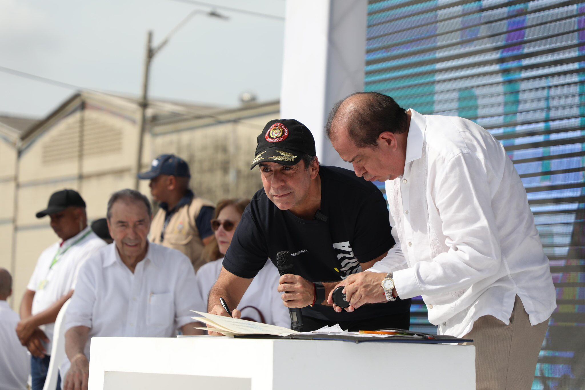 Posesión de Alejandro Char. Foto: X @AlejandroChar