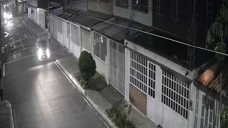 Captura de pantalla de cámaras de un robo. Foto: Cortesía para W Radio