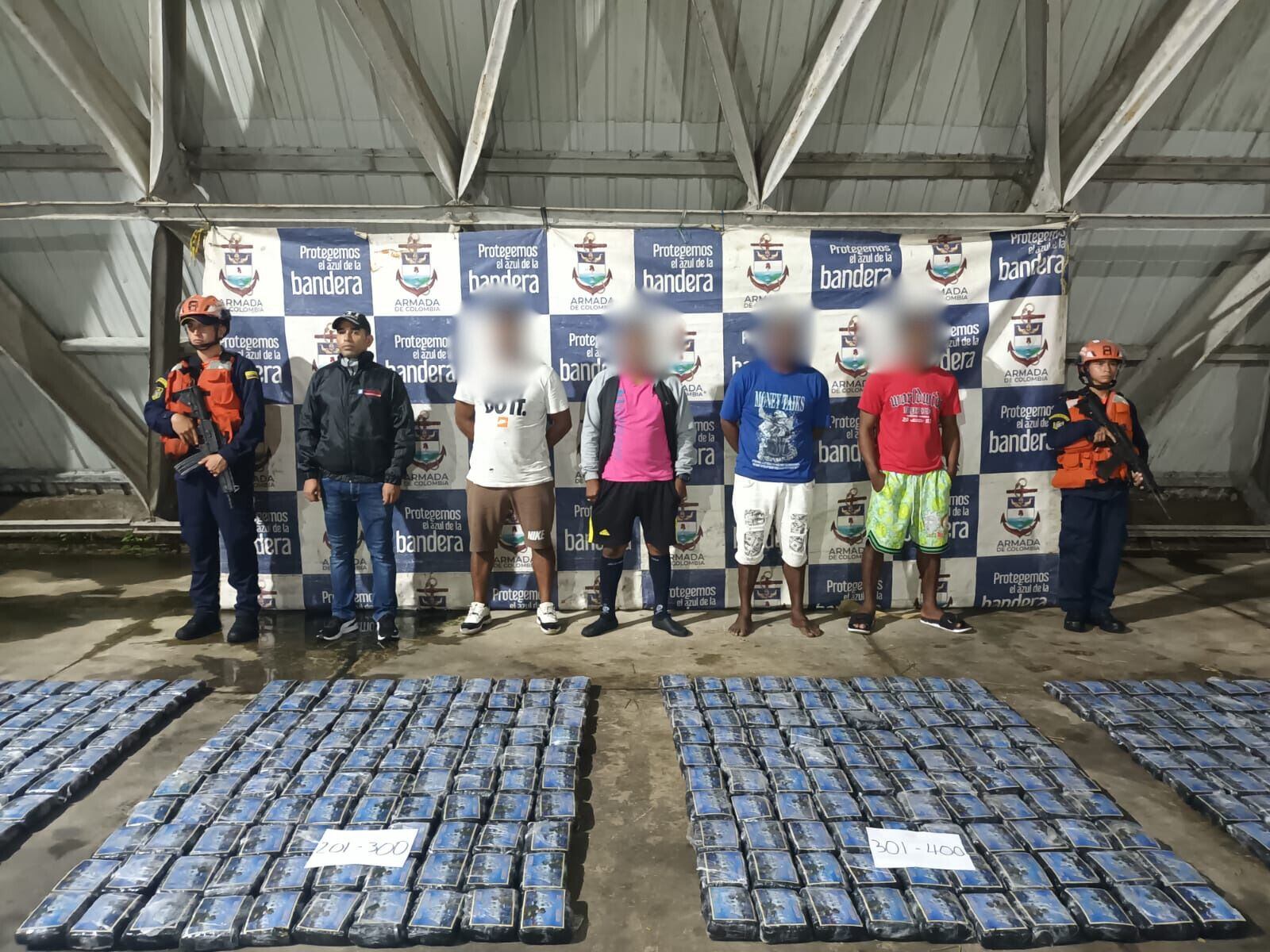 Marihuana fue incautada en aguas del Pacífico colombiano. Foto: Armada Nacional.