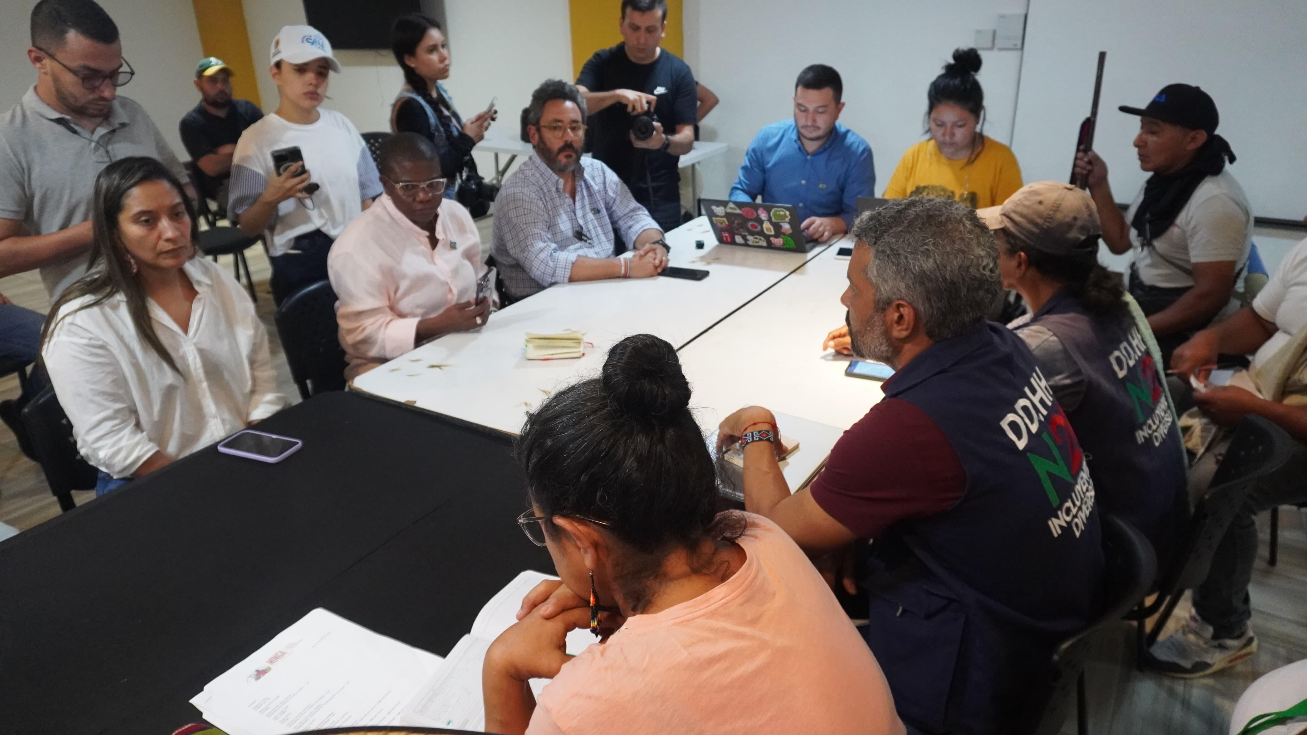 Reunión Minga Popular de Cali. Foto: Alcaldía