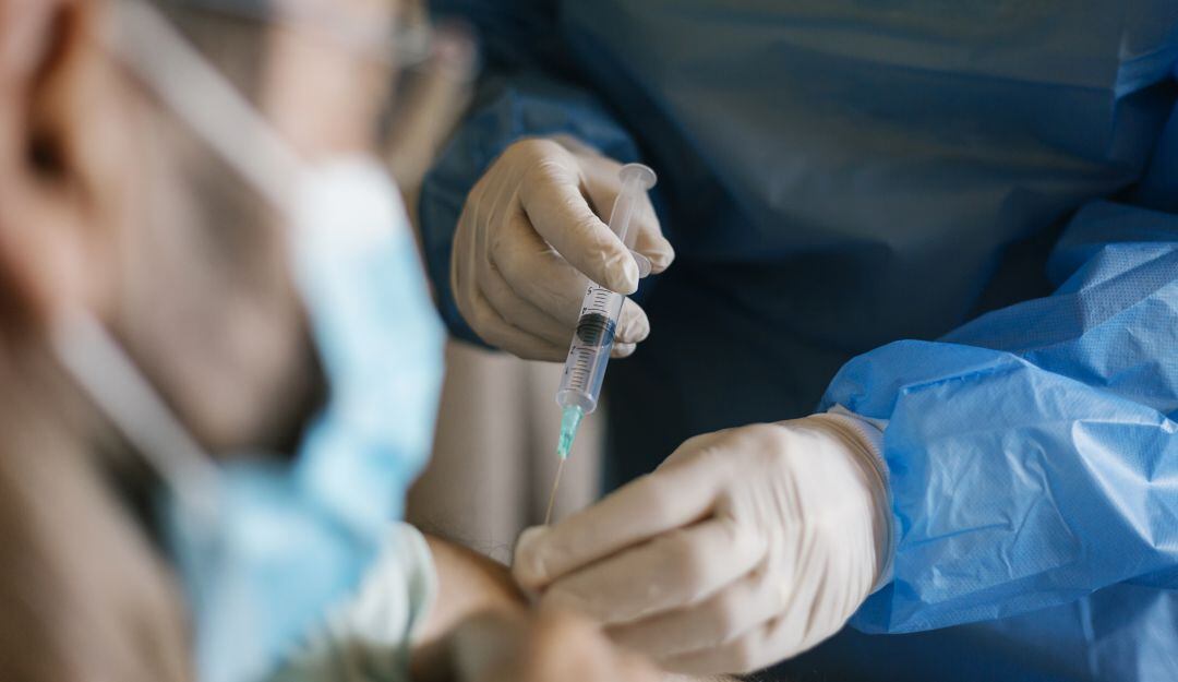 Imagen de referencia de vacunación. Foto: Getty Images