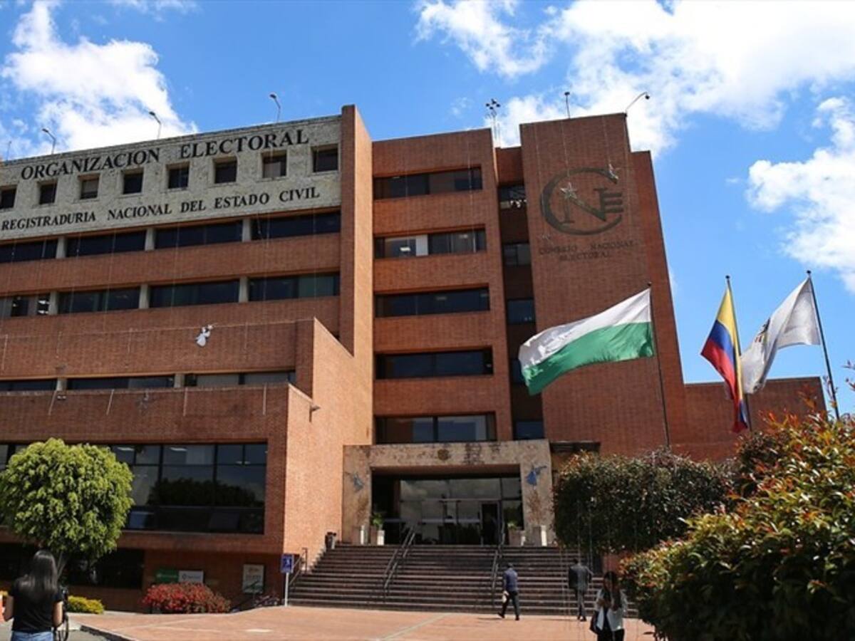 CNE cita a declarar a fichas de Daily Cop por presunta financiación a campaña Petro