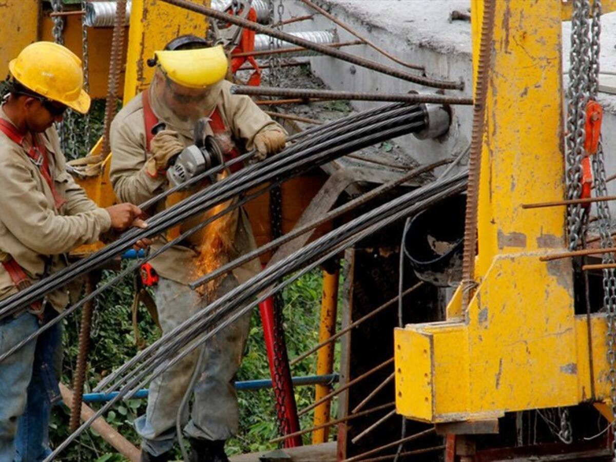 Invías entregó balance sobre las obras de la Troncal Central y los Curos-Málaga