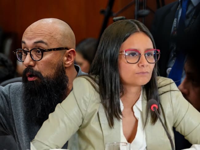 Carlos Carrillo denuncia a directora del DAPRE, Angie Rodríguez, por presunto acoso laboral