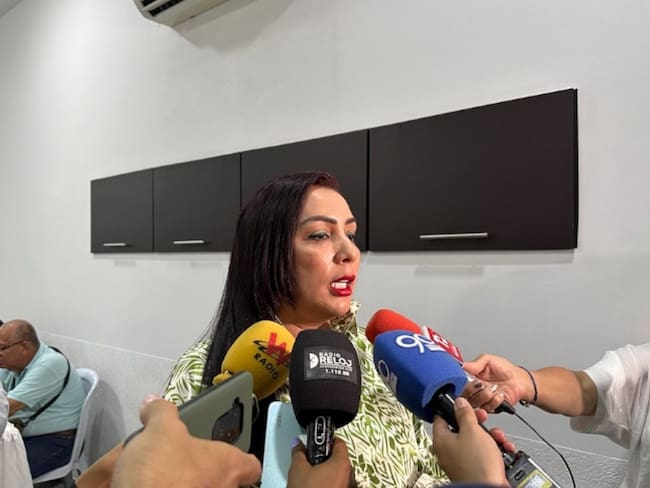 La mandataria negó las acusaciones de haber desatendido el caso de manera oportuna. Foto: Alcaldía Candelaria. 