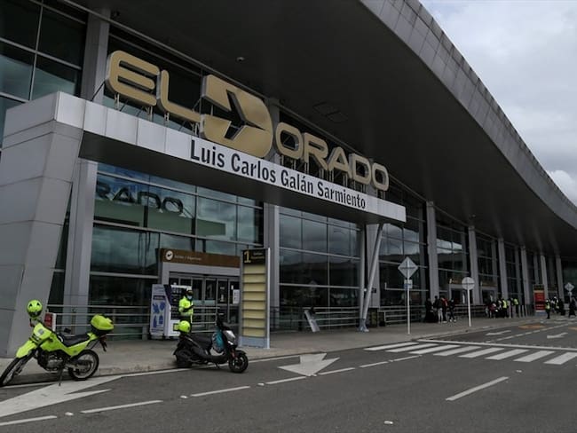 Aeropuerto El Dorado de Bogotá. Foto: Colprensa - Camila Díaz