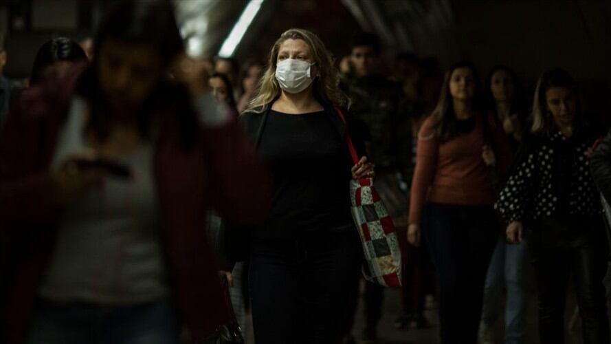 Las empresas deberán capacitar a los trabajadores sobre técnicas adecuadas para el lavado de manos. Foto: Getty Images