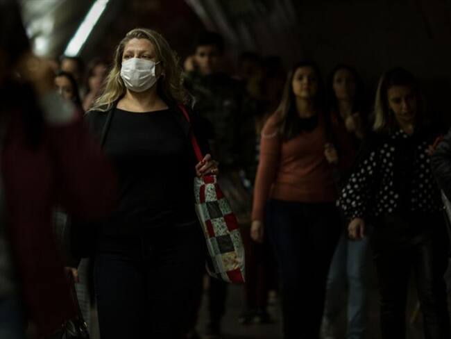 Las empresas deberán capacitar a los trabajadores sobre técnicas adecuadas para el lavado de manos. Foto: Getty Images