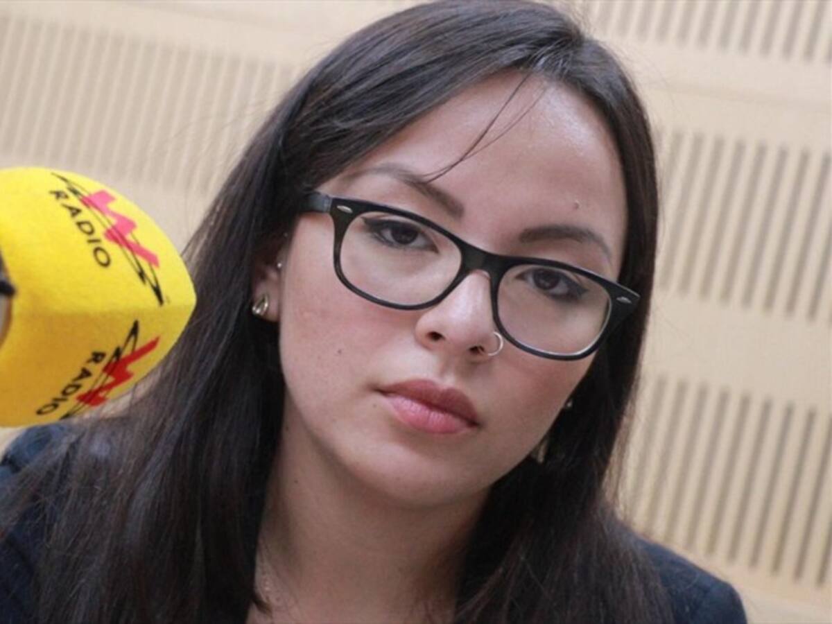 Indignación por trato desigual de Macías a representante estudiantil en el Senado