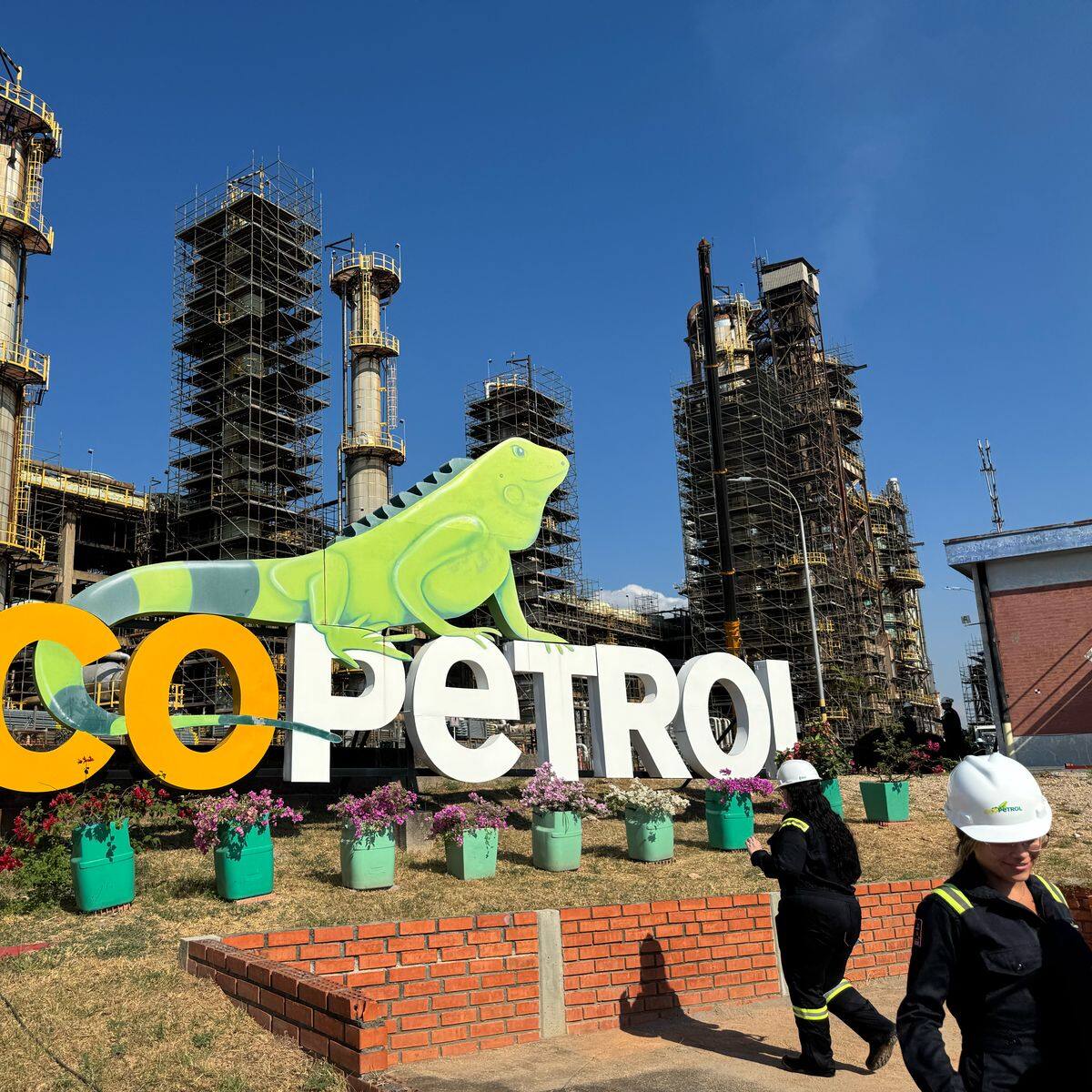 Proponen modificar estatutos de Ecopetrol para que trabajadores tengan asiento en Junta Directiva