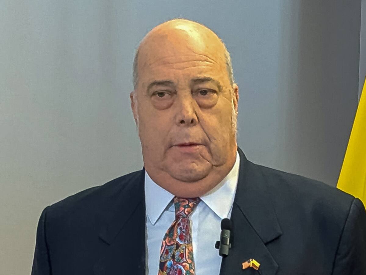 Embajador de Colombia en Estados Unidos hace llamado a la “mesura” tras tensión bilateral