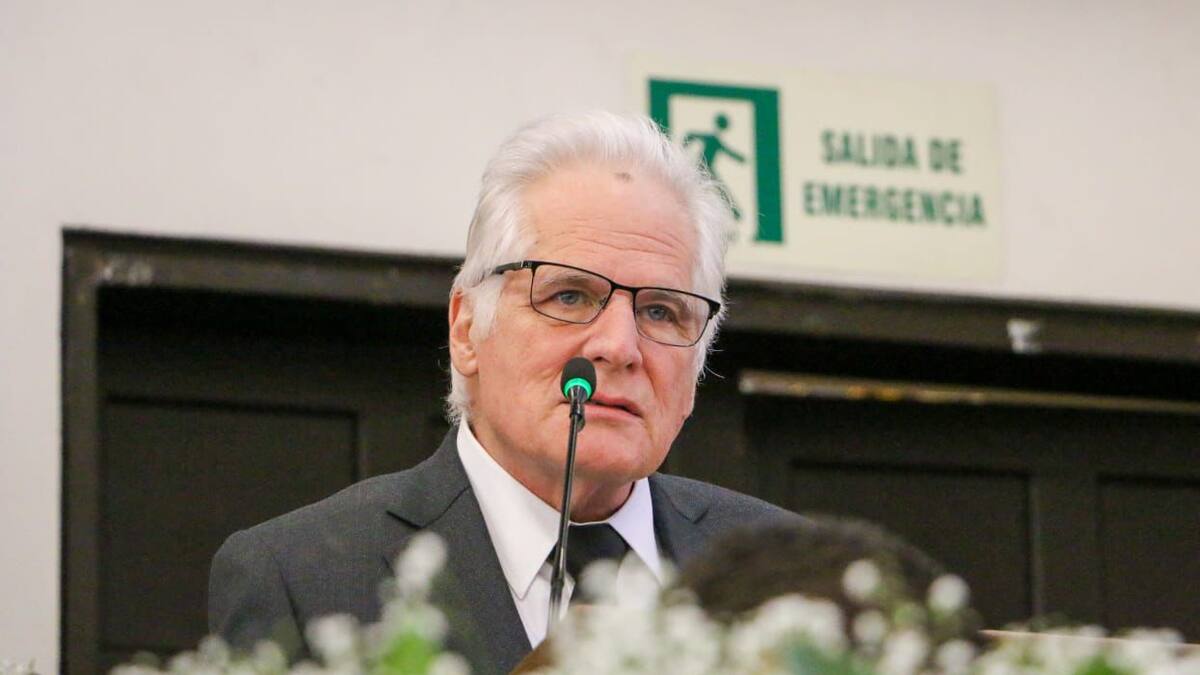 Padre de Miguel Uribe entra a contienda del Centro Democrático y lo reemplazará como precandidato