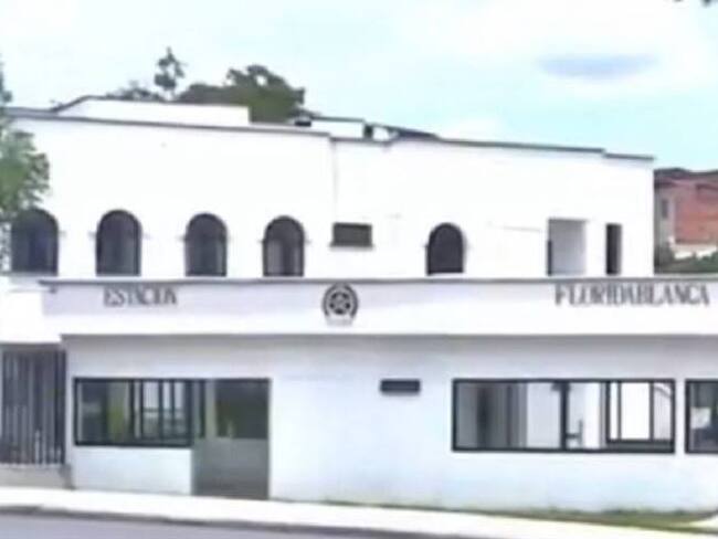 Estación Policía / suministrada.