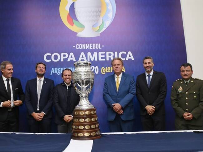 ¿Qué piensa sobre la decisión de que Colombia siga como sede? #CopaAmericaEs. Foto: Colprensa