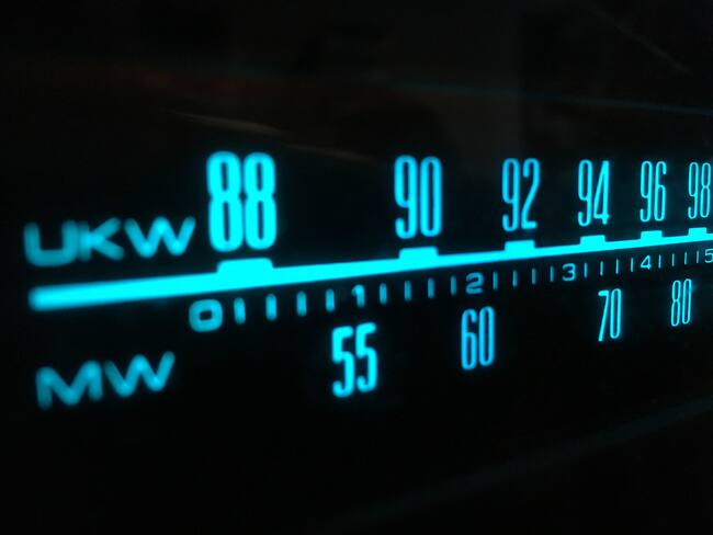 A propósito del Día Mundial de la Radio, ¿usted por qué escucha radio?