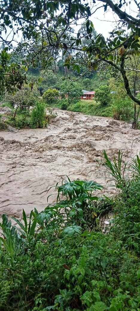 La creciente del río Molino generó una alerta amarilla por espacio de una hora. Crédito: OAGRD Poapayán.