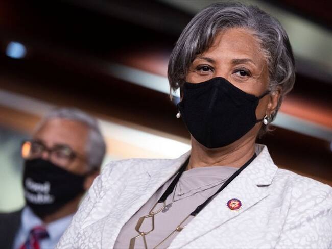 Los valores de los Estados Unidos están en peligro: Brenda Lawrence