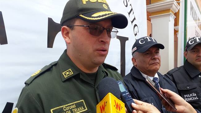 El laboratorio, avaluado en 200 millones de pesos, tenía capacidad para procesar mil kilogramos del alcaloide y gran cantidad de insumos químicos. Foto: El coronel Carlos Triana | Crédito: Jorge Herrera (W Radio)