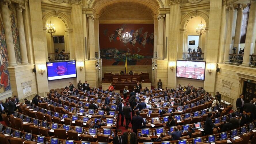 Proponen aplazar debate y votación de cadena perpetua para violadores de niños hasta después de elecciones locales. . Foto: Colprensa