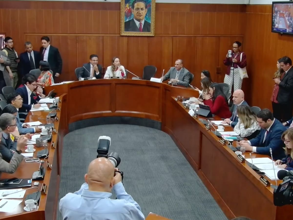 Cuestionan al presidente de Colpensiones por presentación del presupuesto ante el Congreso