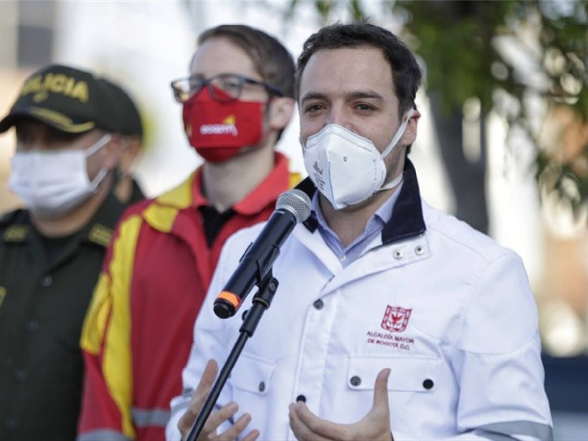 “Me limpio la mano porque me da asco”: joven de Primera Línea a Luis Ernesto Gómez